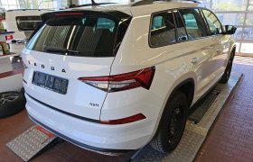 Skoda Kodiaq Sportline 4x4, 2023 рік, пробіг 103 300 км, Дизель — фото 4