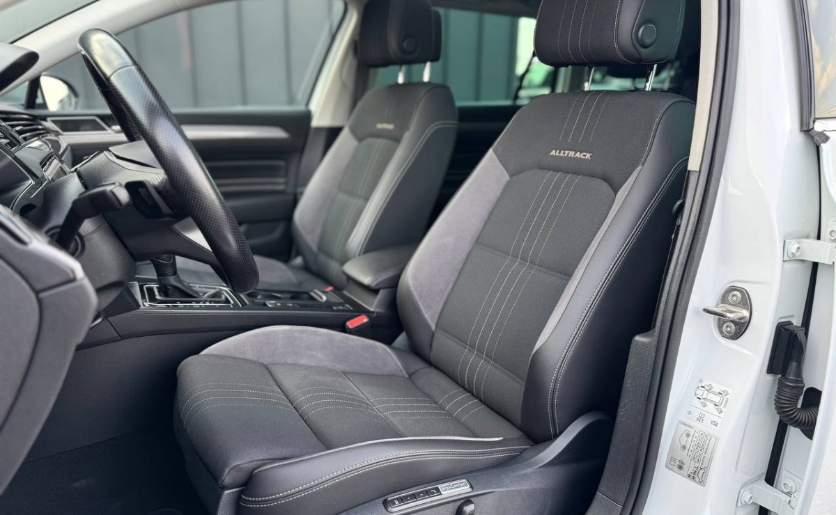 Volkswagen Passat Alltrack Variant 4M, 2021 рік, пробіг 144 500 км, Дизель — фото 13 з 30