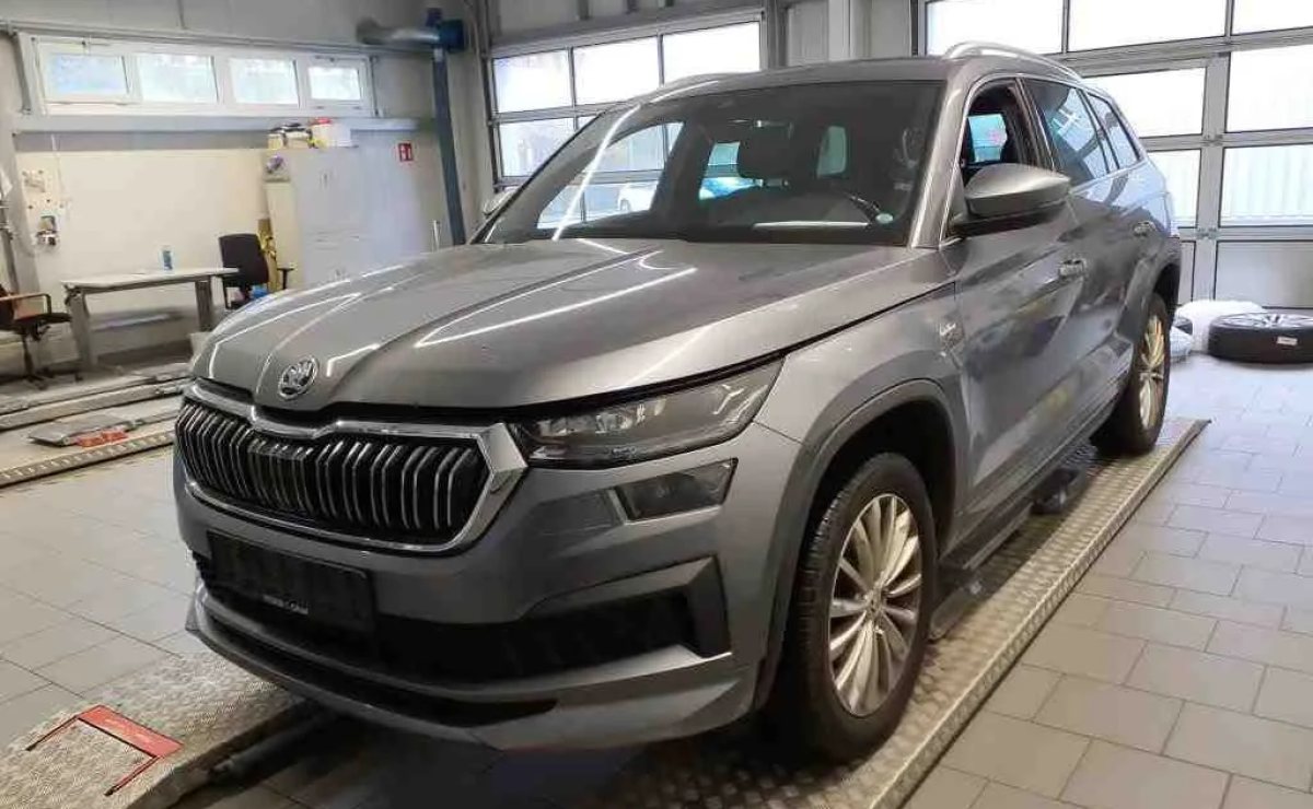 Skoda Kodiaq Laurin & Klement 4х4, 2023 рік, пробіг 113 900 км, Дизель — фото 1 з 9