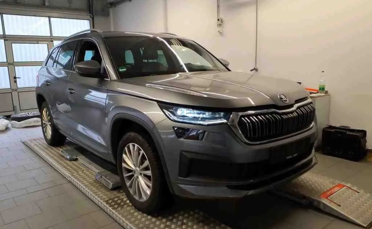Skoda Kodiaq Laurin & Klement 4х4, 2023 рік, пробіг 113 900 км, Дизель — фото 3 з 9
