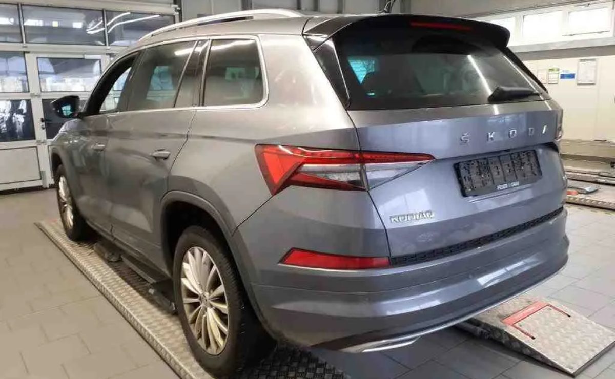 Skoda Kodiaq Laurin & Klement 4х4, 2023 рік, пробіг 113 900 км, Дизель — фото 4 з 9