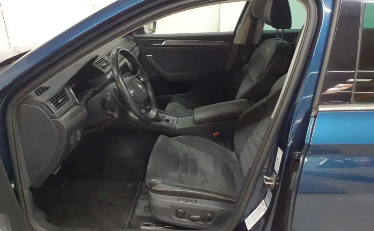 Skoda Superb Scout TDI 4x4, 2020 рік, пробіг 160 200 км, Дизель — фото 3 з 15