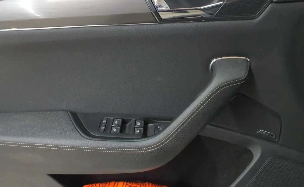 Skoda Superb Scout TDI 4x4, 2020 рік, пробіг 160 200 км, Дизель — фото 4 з 15