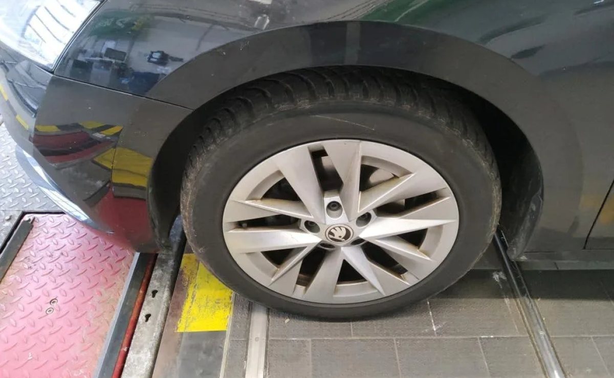 Skoda Octavia 2.0 TDI DSG, 2023 рік, пробіг 150 105 км, Дизель — фото 5 з 12