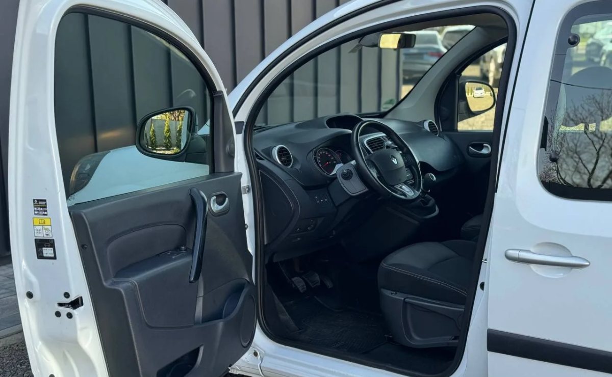 RENAULT KANGOO 1.5 DCI LIMITED PASSENGER, 2020 рік, пробіг 176 100 км, Дизель — фото 10 з 20