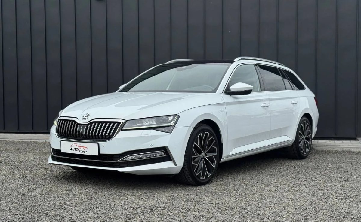 SKODA SUPERB LAURIN & KLEMENT, 2021 рік, пробіг 154 600 км, Дизель — фото 1 з 29