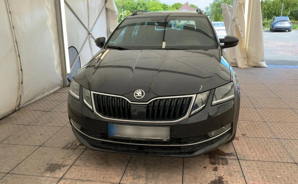 Skoda Octavia 2.0 TDI Laurin & Klement, 2019 рік, пробіг 181 400 км, Дизель — фото 2 з 15