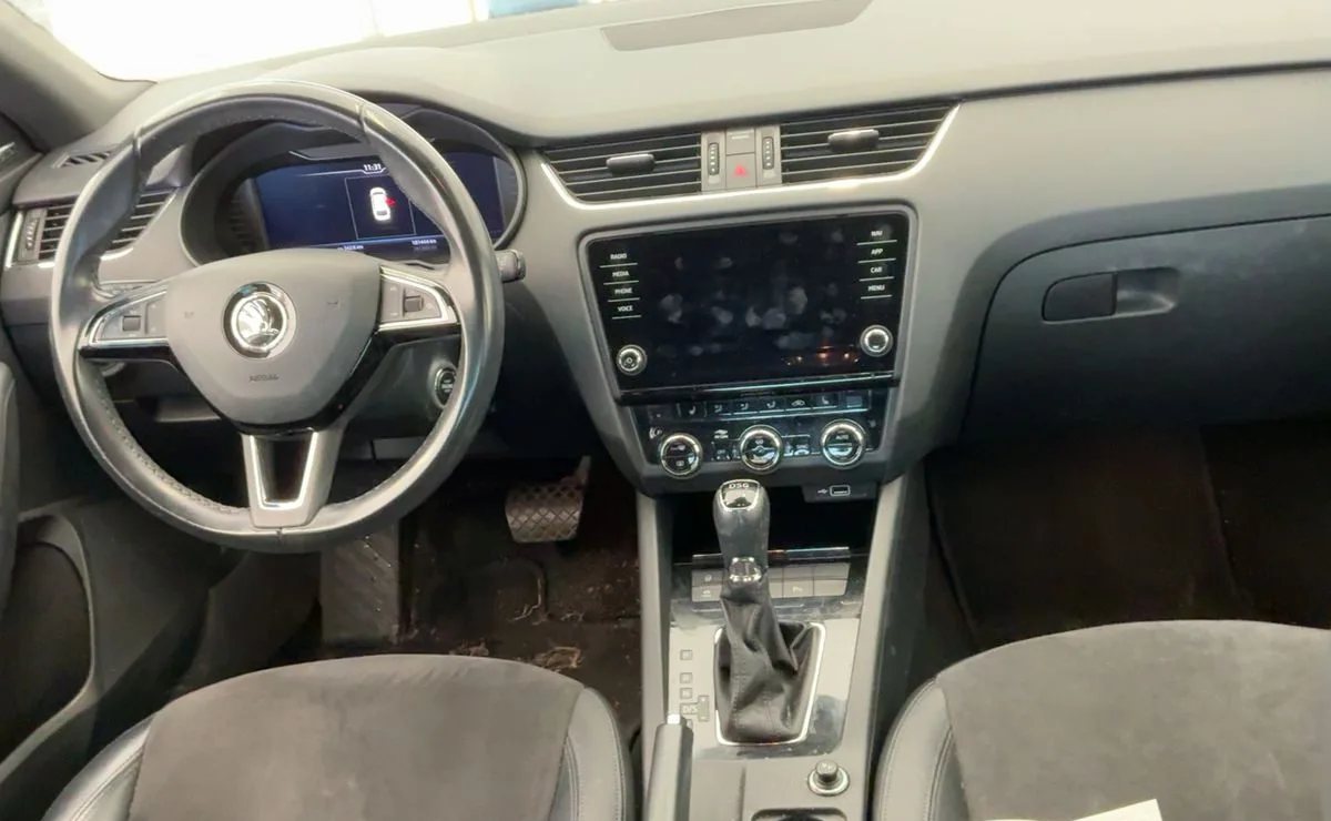 Skoda Octavia 2.0 TDI Laurin & Klement, 2019 рік, пробіг 181 400 км, Дизель — фото 11 з 15