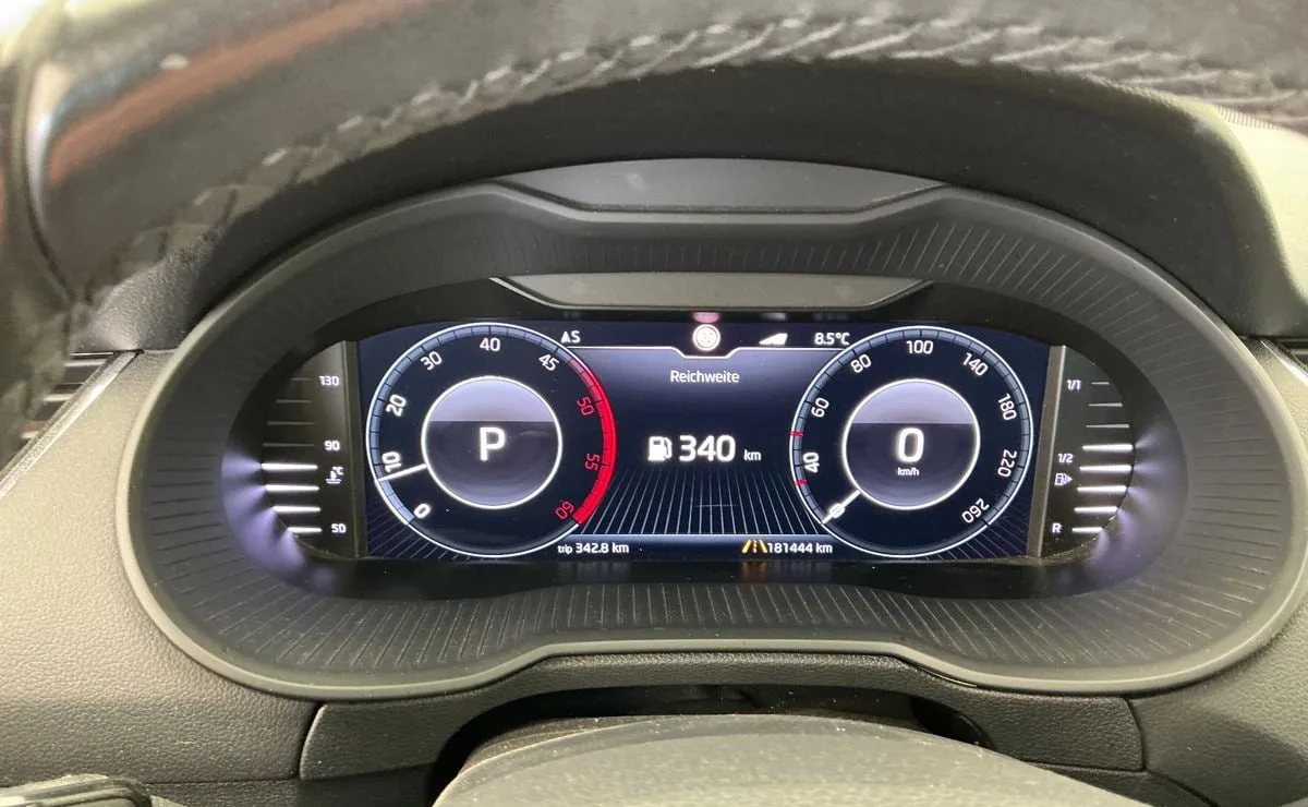 Skoda Octavia 2.0 TDI Laurin & Klement, 2019 рік, пробіг 181 400 км, Дизель — фото 12 з 15