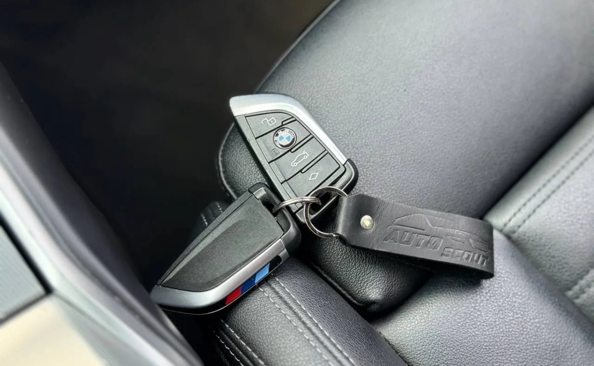 BMW 320E M SPORT, 2021 рік, пробіг 77 700 км, Гібрид (PHEV) — фото 25 з 30