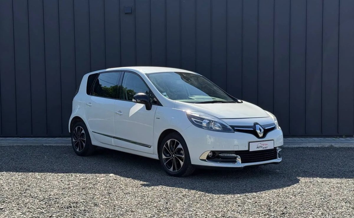 RENAULT SCENIC 1.6 DCI BOSE, 2016 рік, пробіг 201 500 км, Дизель — фото 3 з 28