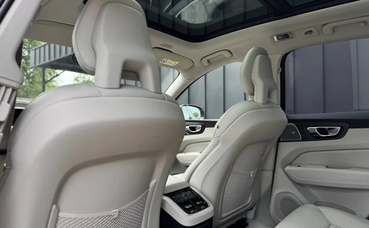 Volvo XC60 Inscription AWD, 2018 рік, пробіг 145 900 км, Дизель — фото 19 з 39