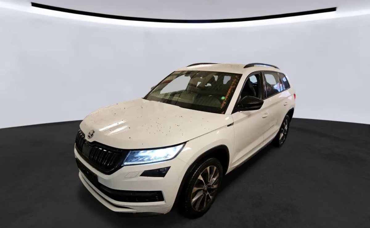Skoda Kodiaq Sportline 4x4, 2021 рік, пробіг 141 300 км, Дизель — фото 1 з 10