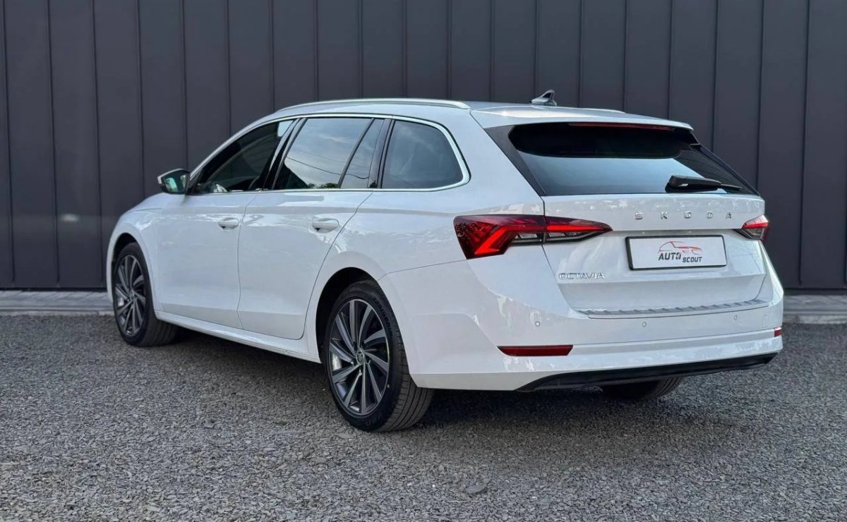 Skoda Octavia TDI Estate Style, 2022 рік, пробіг 152 500 км, Дизель — фото 4 з 37