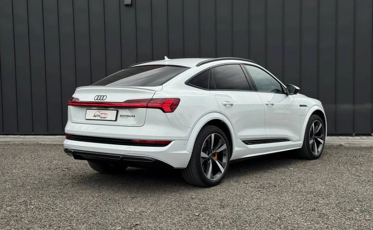 AUDI E-TRON S, 2022 рік, пробіг 79 700 км, Електро — фото 6 з 35