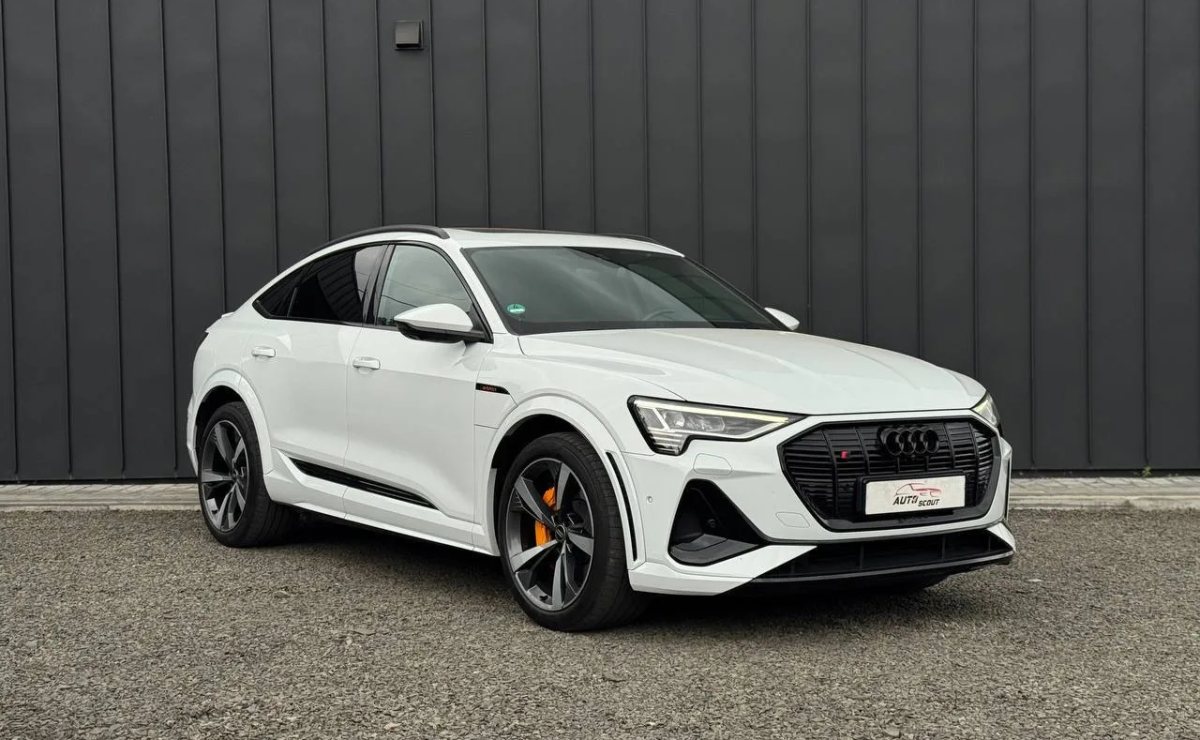 AUDI E-TRON S, 2022 рік, пробіг 79 700 км, Електро — фото 3 з 35