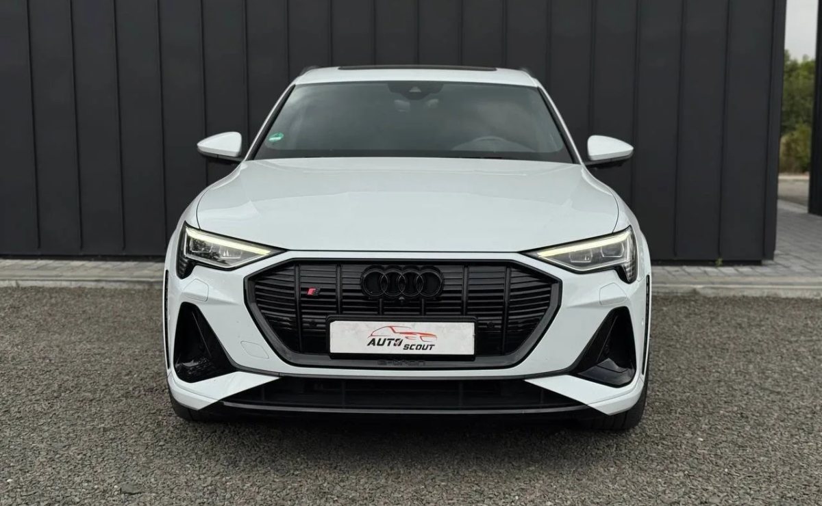 AUDI E-TRON S, 2022 рік, пробіг 79 700 км, Електро — фото 2 з 35