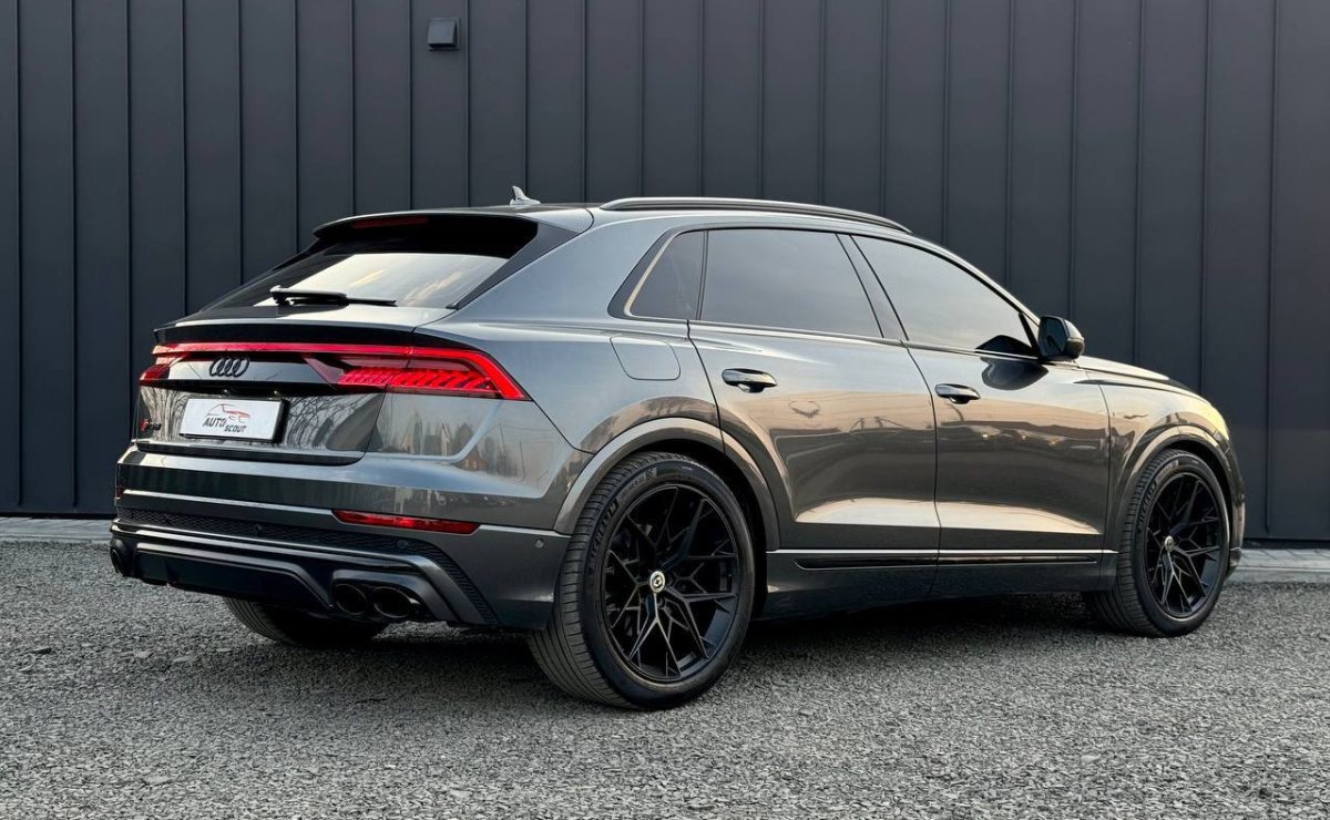 AUDI SQ8 TFSI QUATTRO, 2021 рік, пробіг 106 700 км, Бензин — фото 6 з 30