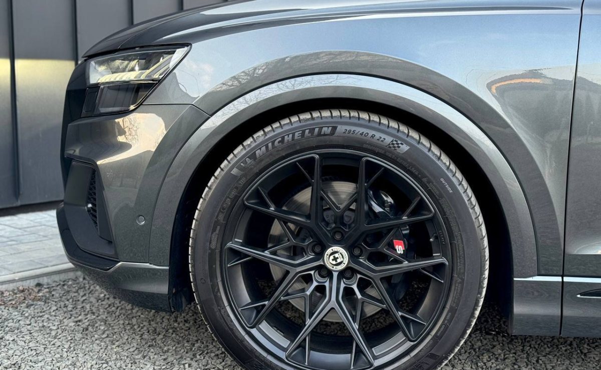 AUDI SQ8 TFSI QUATTRO, 2021 рік, пробіг 106 700 км, Бензин — фото 9 з 30