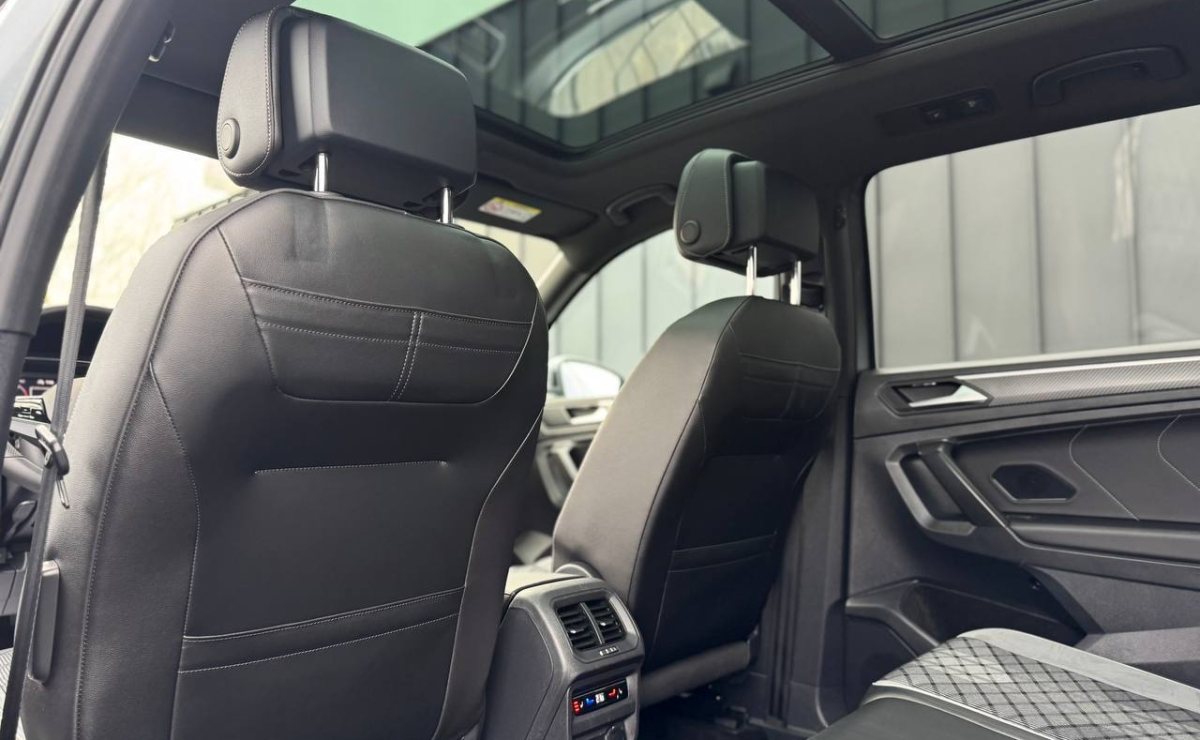 Volkswagen Tiguan Allspace R-Line 4M, 2022 рік, пробіг 149 900 км, Дизель — фото 13 з 30