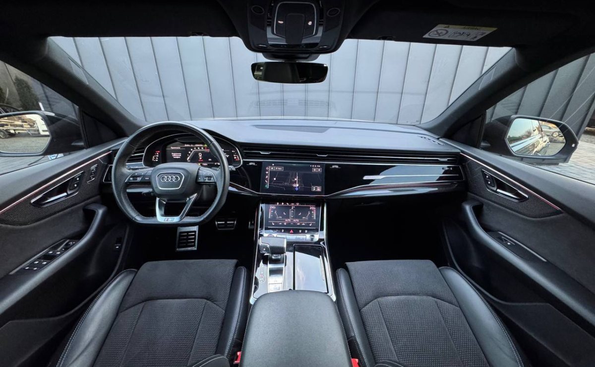 AUDI SQ8 TFSI QUATTRO, 2021 рік, пробіг 106 700 км, Бензин — фото 18 з 30