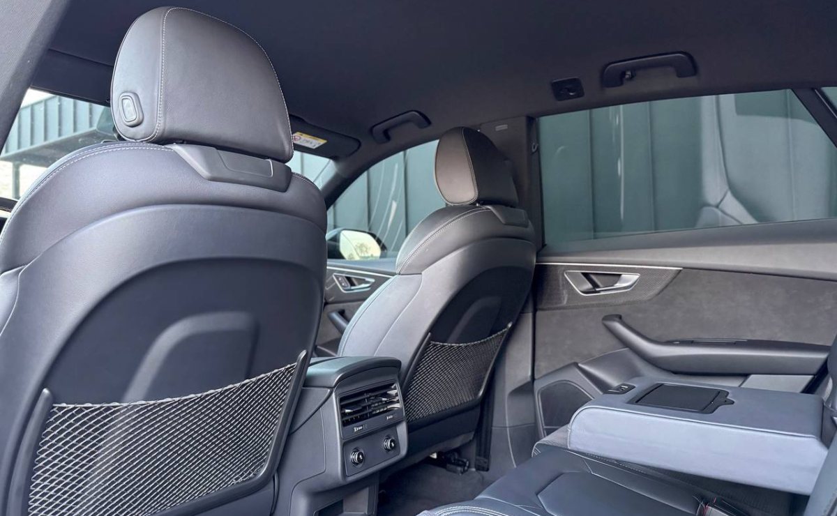 AUDI SQ8 TFSI QUATTRO, 2021 рік, пробіг 106 700 км, Бензин — фото 28 з 30