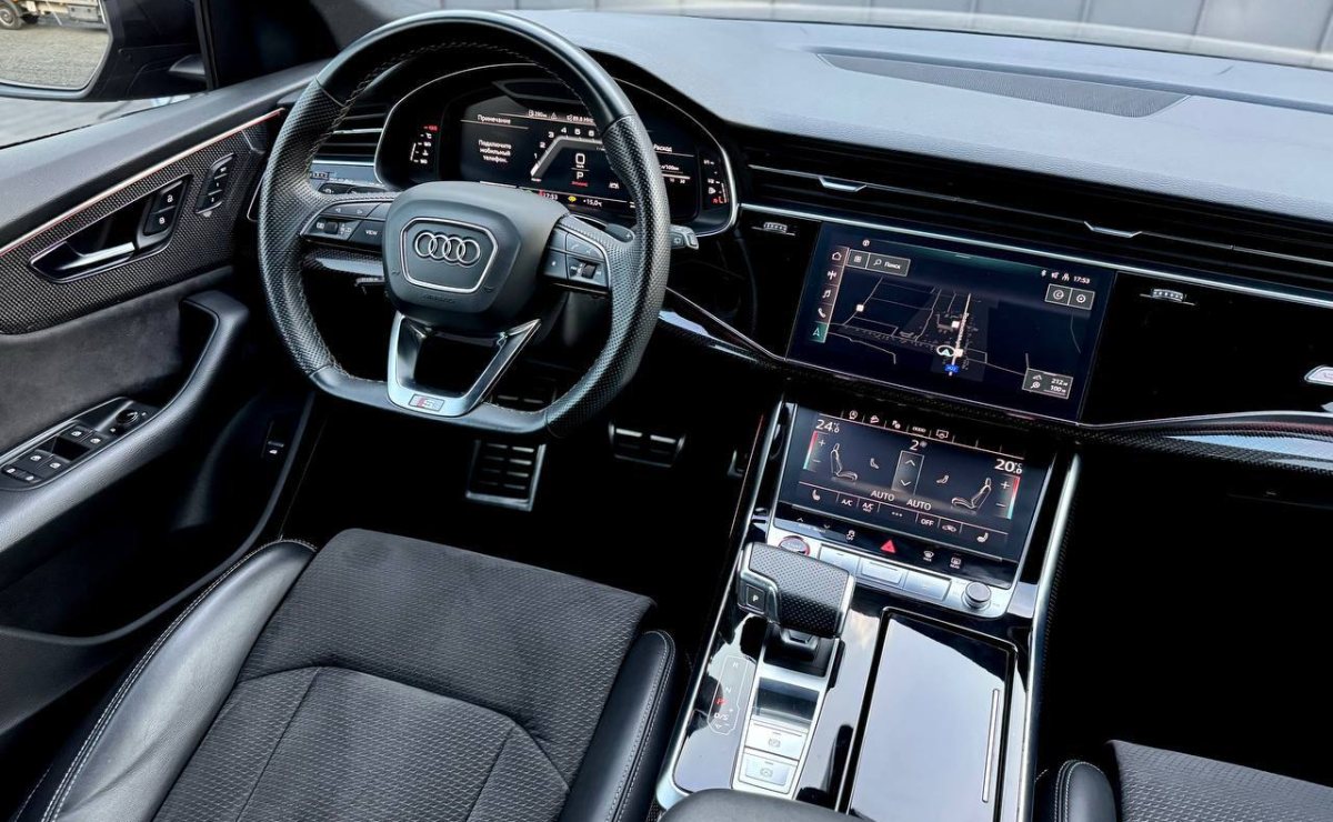 AUDI SQ8 TFSI QUATTRO, 2021 рік, пробіг 106 700 км, Бензин — фото 19 з 30