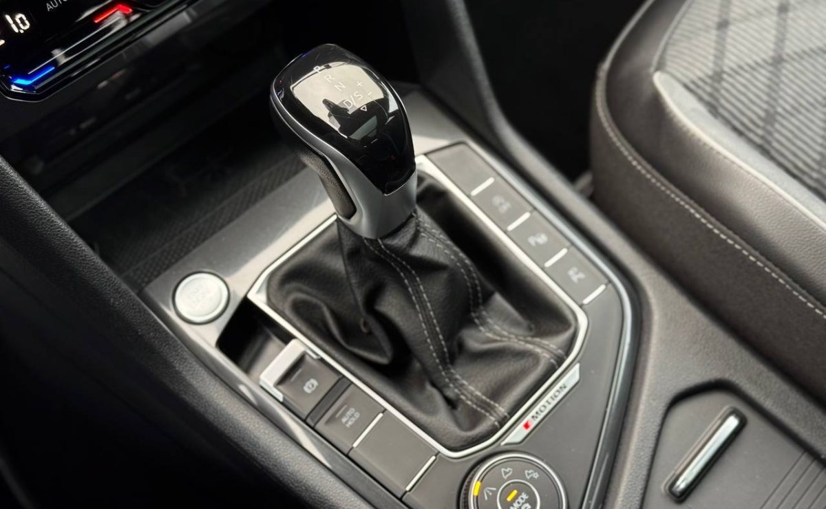 Volkswagen Tiguan Allspace R-Line 4M, 2022 рік, пробіг 149 900 км, Дизель — фото 21 з 30