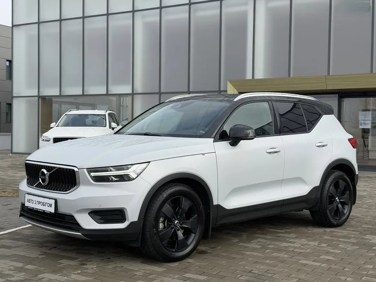 Volvo XC40 MHEV